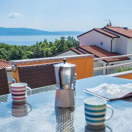 Aida Apartment *